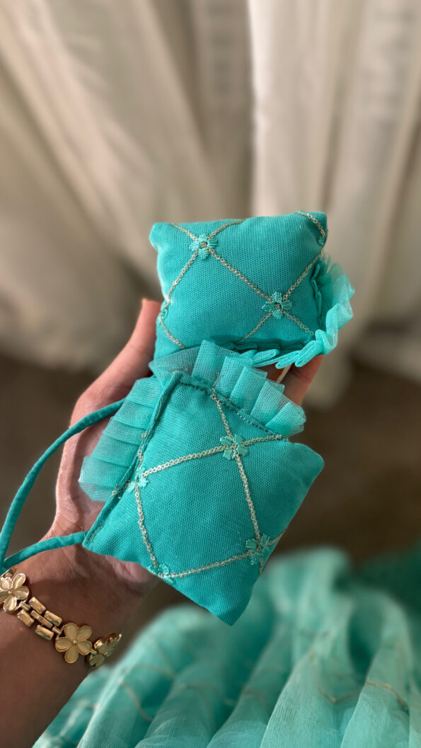 0E4985EE-DE9F-4979-96AD-69B05873499B