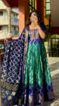 Blue bandhini